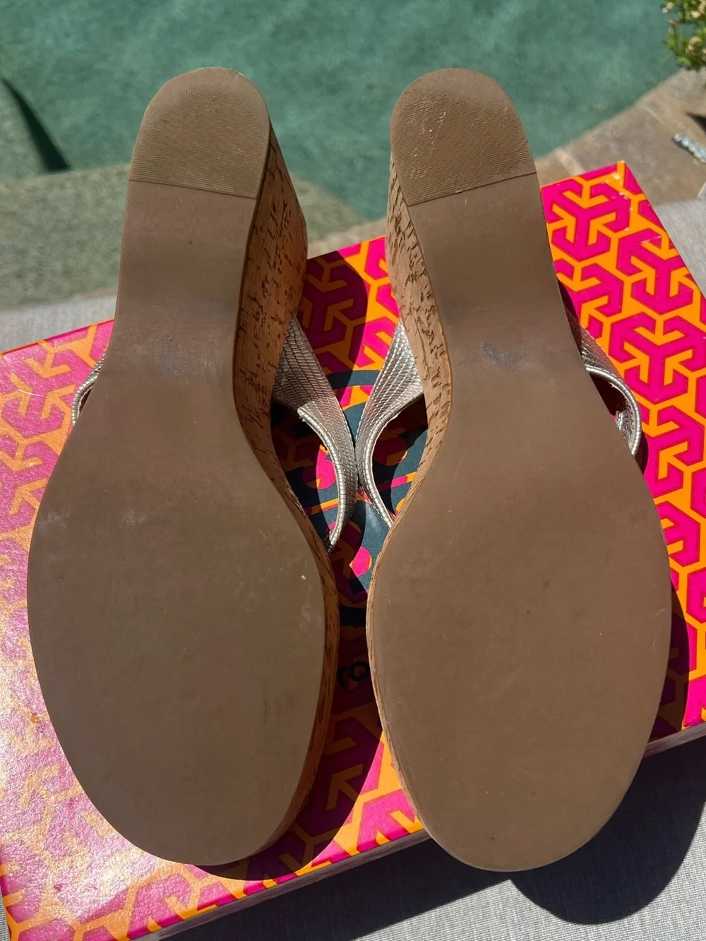 Tory Burch Thora Wedge Thong Sandals Size 8.5